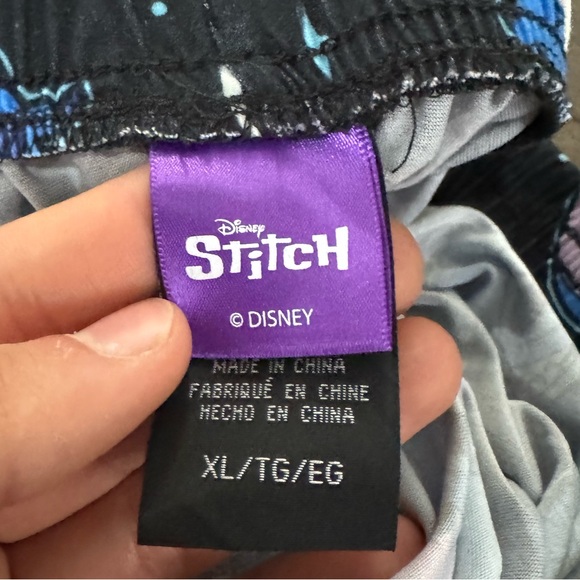 Adults Disney Pajamas with Stitch Print Pants XL - Picture 7 of 7